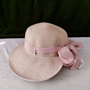 Nine West Beige and Pink Blush Ribbon Sun Church Holiday Easter Hat NWT